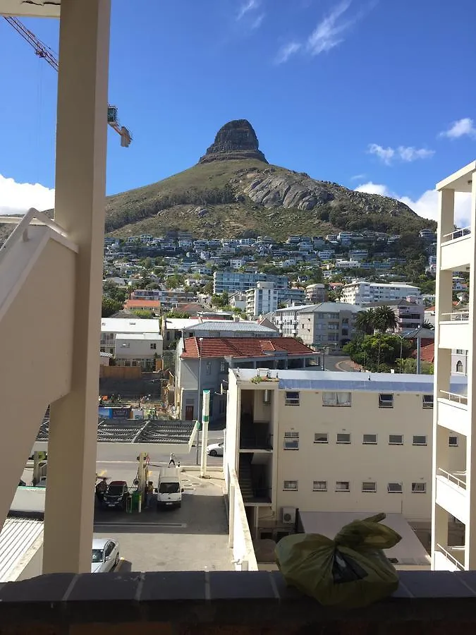 Backup-Powered Bantry Bay View 2 Bed Apartment Cape Town Güney Afrika