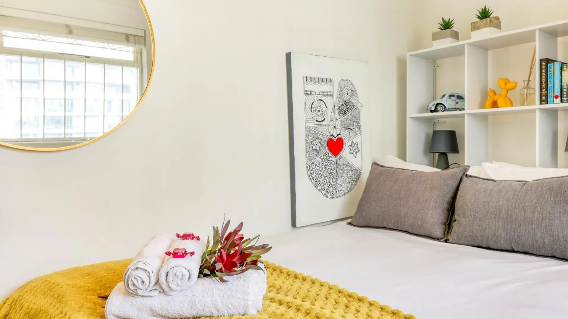 Backup-Powered Bantry Bay View 2 Bed Apartment Cape Town South Africa